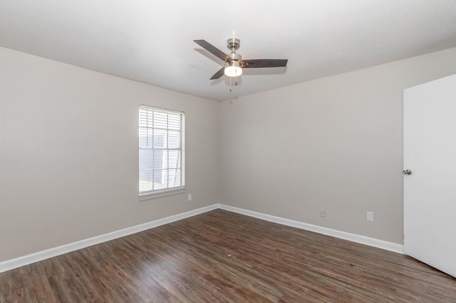 Photo - Tidwell Park Apartments