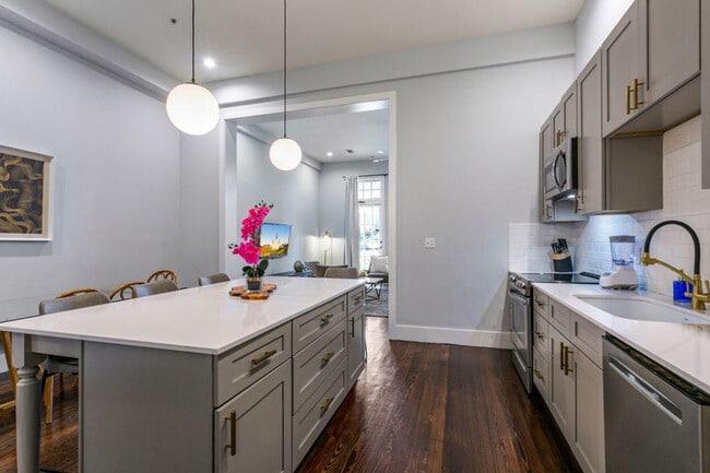 Photo - 1430 St Charles Ave Unit ID1266678P