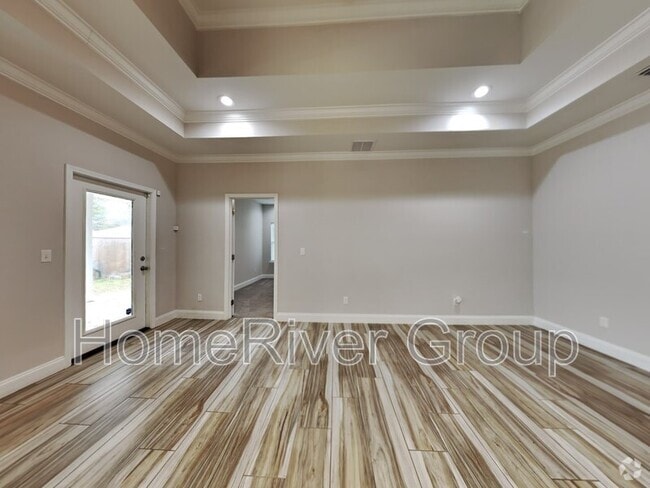 Building Photo - 418 Little John Rd Rental