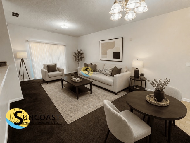 Building Photo - 6985 Ortega Woods Dr