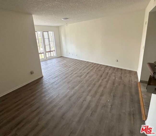 Photo - 3600 Bagley Ave Unidad 212