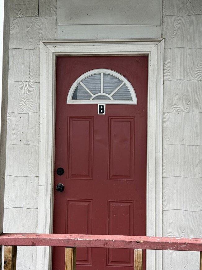 Photo - 618 S Center St Unit Apt B