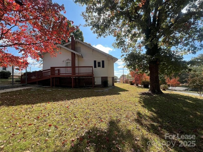 Photo - 203 E Cannon Ave