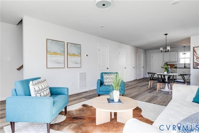 Photo - 3107 Columbia St