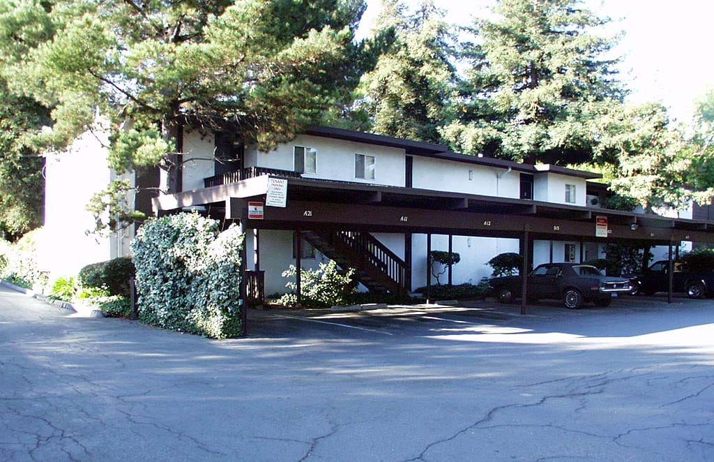 Photo - Redwood Manor Apartments