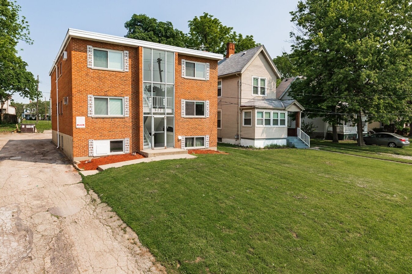 Photo - Elliott Apartments
