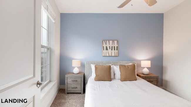 5885 Lakehurst Dr Unit 2421
