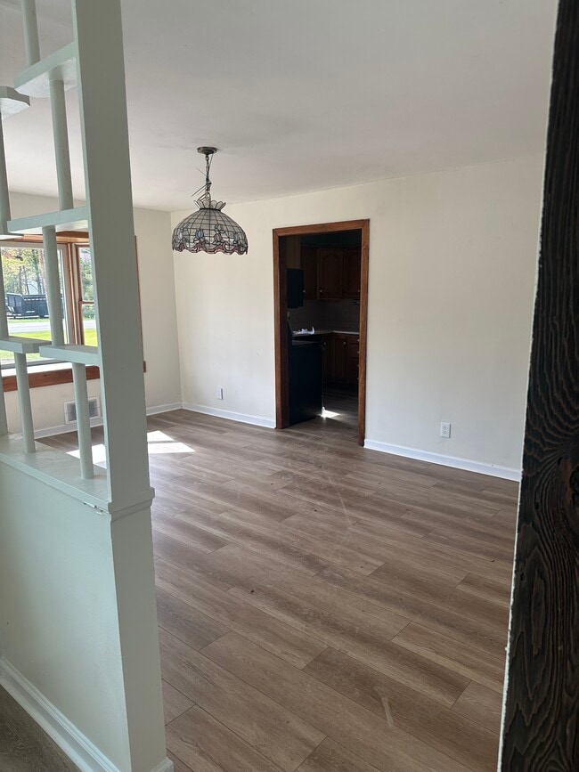 Photo - 2805 Bedell Rd