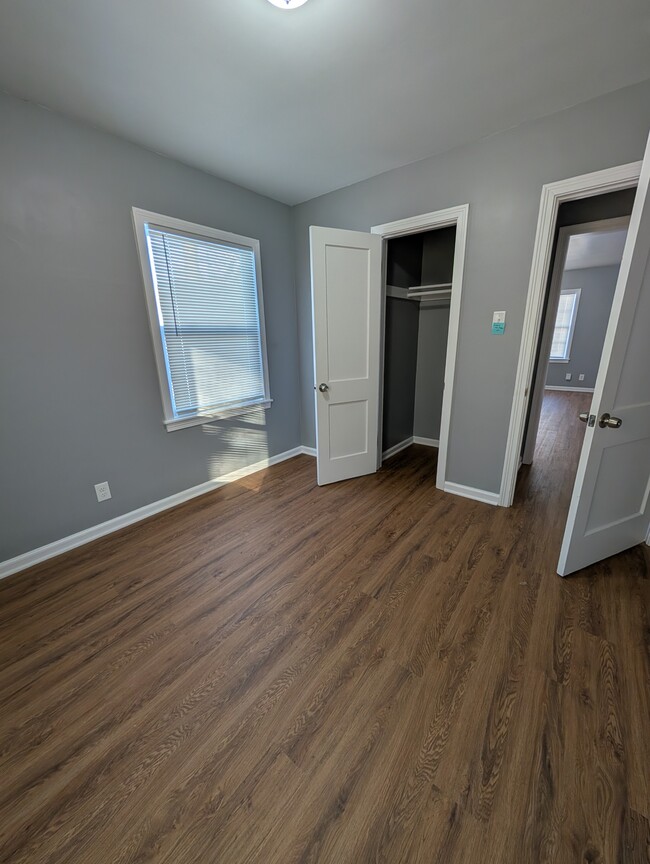 Photo - 117 SW Hillside Ave