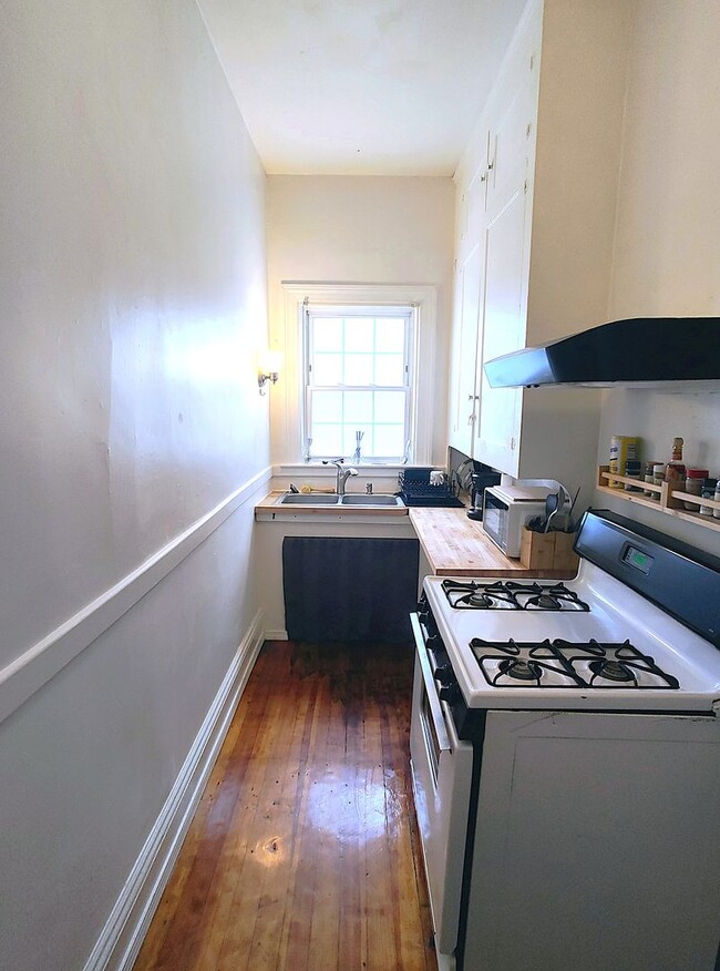 Photo - 123 Elmwood Ave Unidad 1