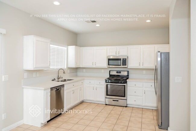 Photo - 6252 Dartington Hall St