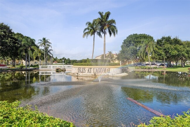 Building Photo - 12760 Vista Isles Dr Unit 721