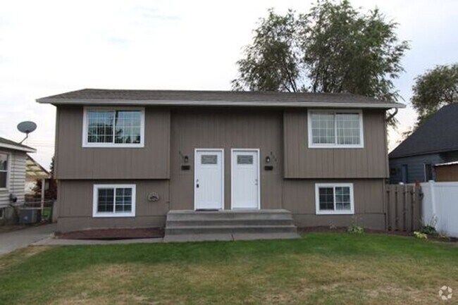 Building Photo - 828 E Gordon Ave Unit 828 E. Gordon Ave. Rental