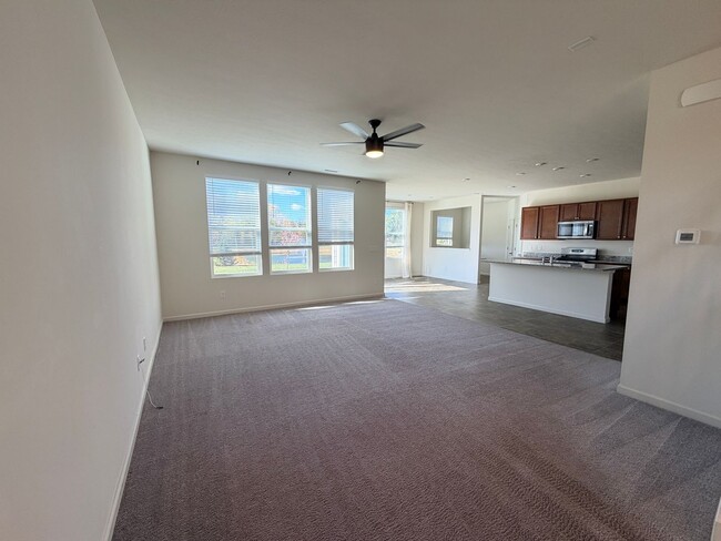 Photo - 15545 Westmoor Ave