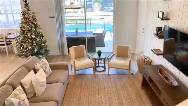 Photo - 2676 Calistoga Ave