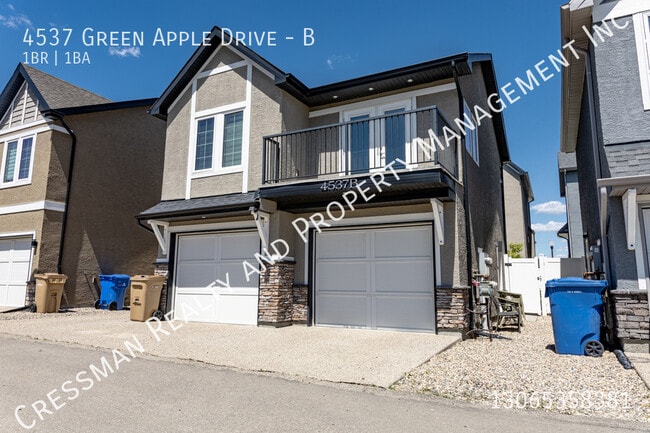 Building Photo - 1 Bed 1 Bath Carriage suite in Regina SK