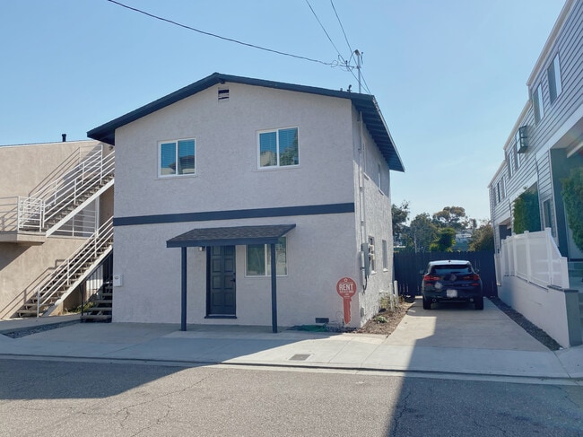 Photo - 1154 Cypress Ave Unit 1/2