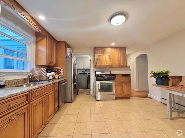 Building Photo - 1247 Trapelo Rd Rental