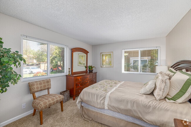 2BR, 2BA - 969SF - Bedroom
