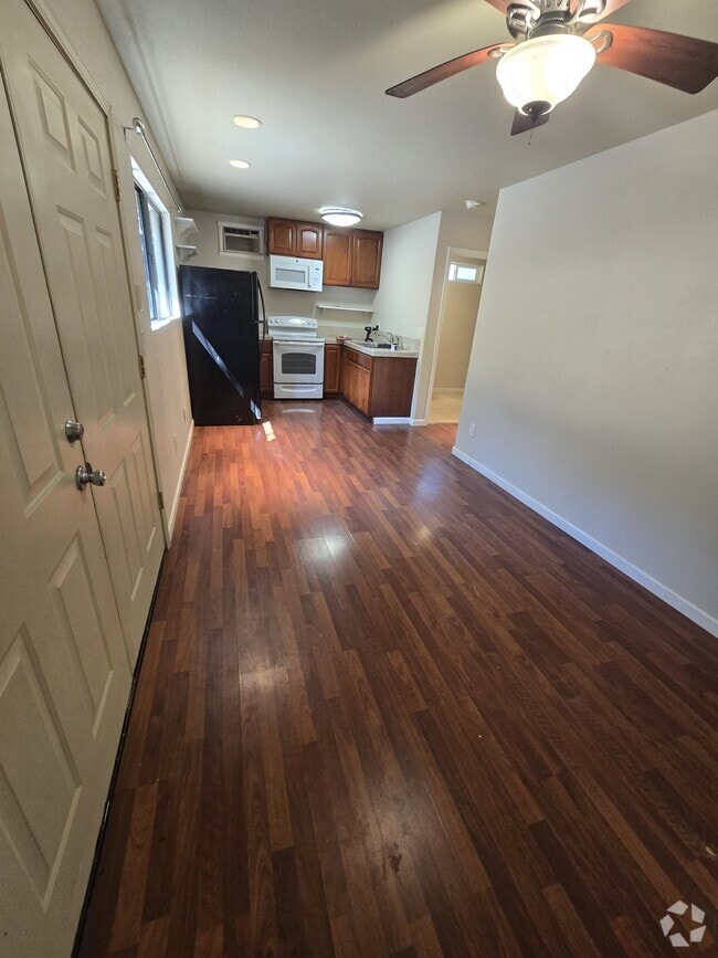 Building Photo - 12901 Beltline Rd Unit Cabin Rental