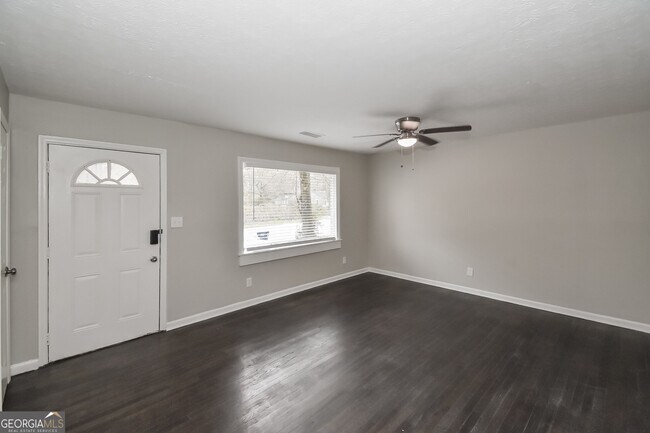 Photo - 3803 Bakers Ferry Rd SW