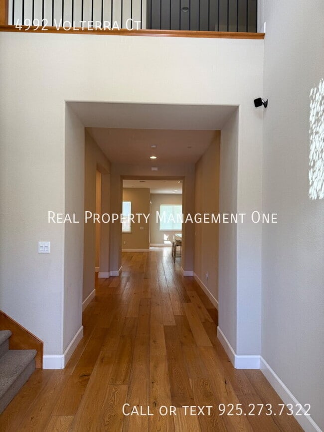 Photo - 4992 Volterra Ct
