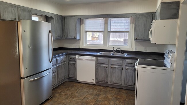 Photo - 2027 2nd Ave Apartamentos Unidad A