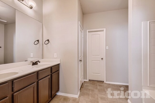 Photo - 9109 Cranston Ct