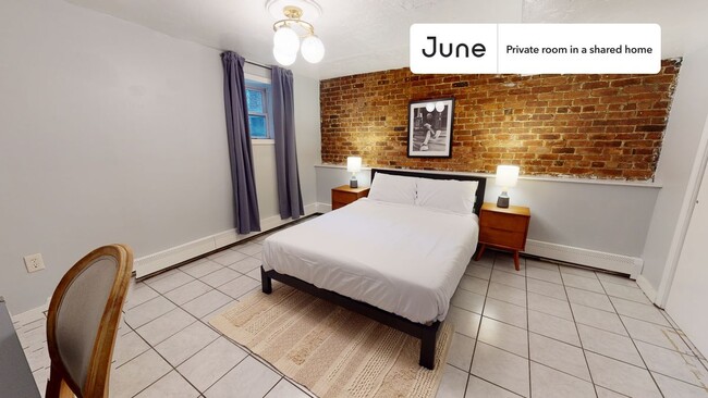 Private bedroom in 6 bed/2 bath Home - Private bedroom in 6 bed/2 bath Home Unidad A
