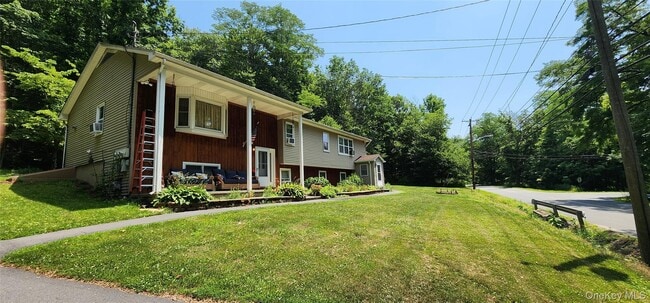 102 Berme Rd