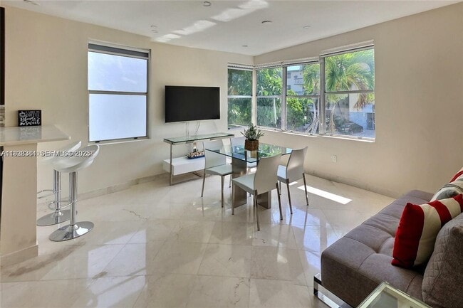 Photo - 900 Jefferson Ave Unit 9