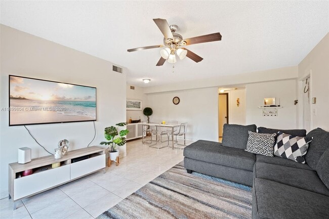 Photo - 1226 SW 113th Terrace Unidad 103