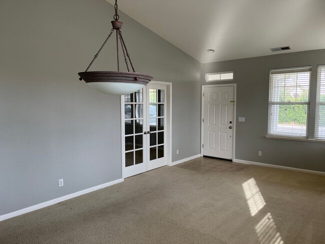 Photo - Beautiful Large Home in Wildhorse