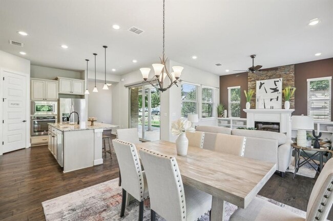 Photo - 124 Dreaming Plum Ln
