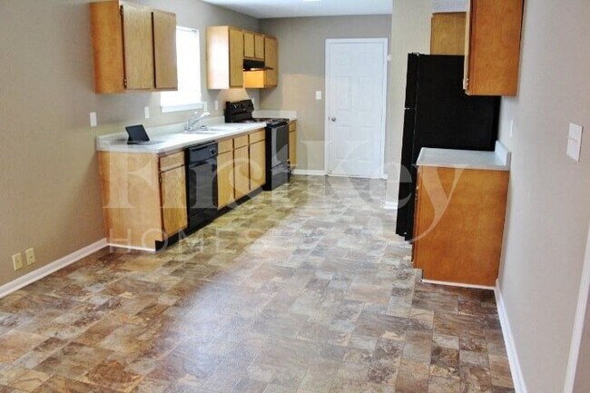 107 Azalea Dr