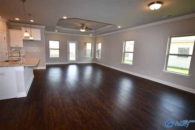 Photo - 331 River Rock Dr