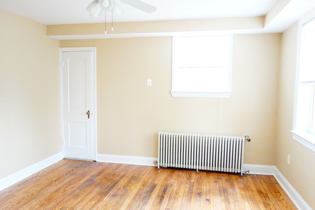 Photo - 8206 Greenwood Ave Unidad 1