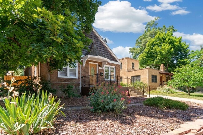 Photo - "Fully Furnished Monthly Rental - Newly Re... Unit Upper