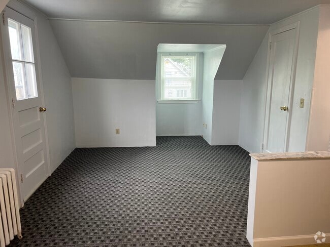 Building Photo - 2940 Stevens St Unit 2 Rental