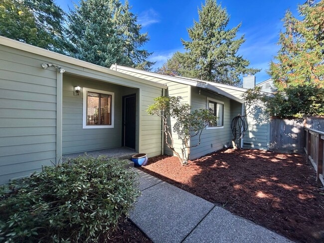Photo - Serene 2 Bed, 2 Bath Updated Hidden Gem!