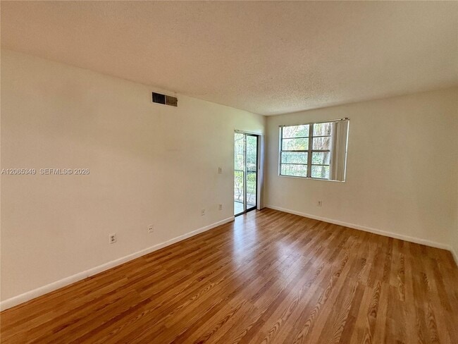 Photo - 1237 SW 46th Ave Unit 803
