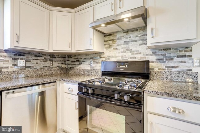 Photo - 1706 S Edgewood St