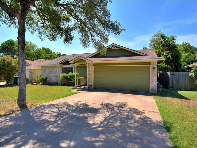 Photo - 802 Primrose Ln