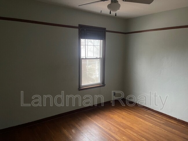 Photo - 323 Idlewood Rd