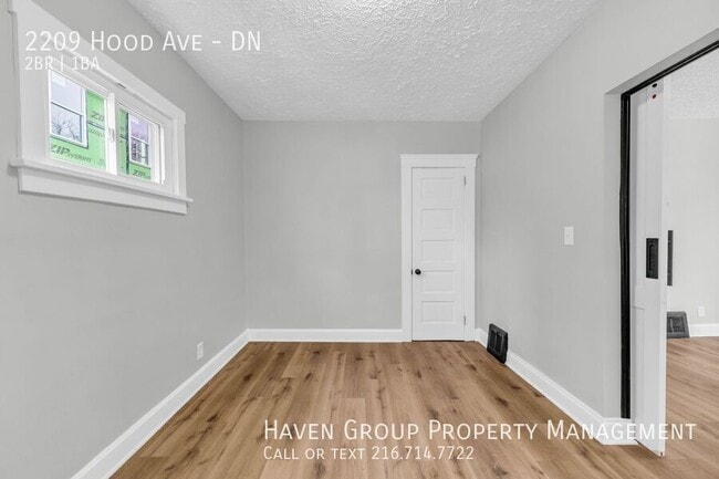 Photo - 2209 Hood Ave Unit DN