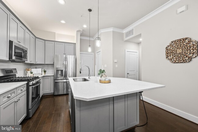 Photo - 1334 S Quinn St