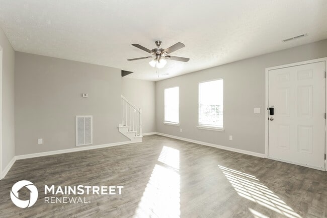 Photo - 801 Clouddale Ct