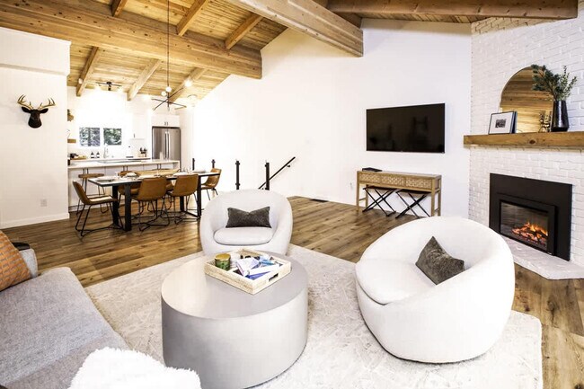 321 Ski Way Unidad SI ID1250765P
