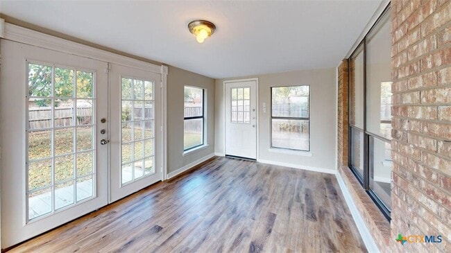 Photo - 1813 Sundown Dr