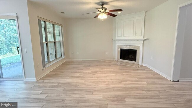 Photo - 8128 Bayonet Way Unit 102
